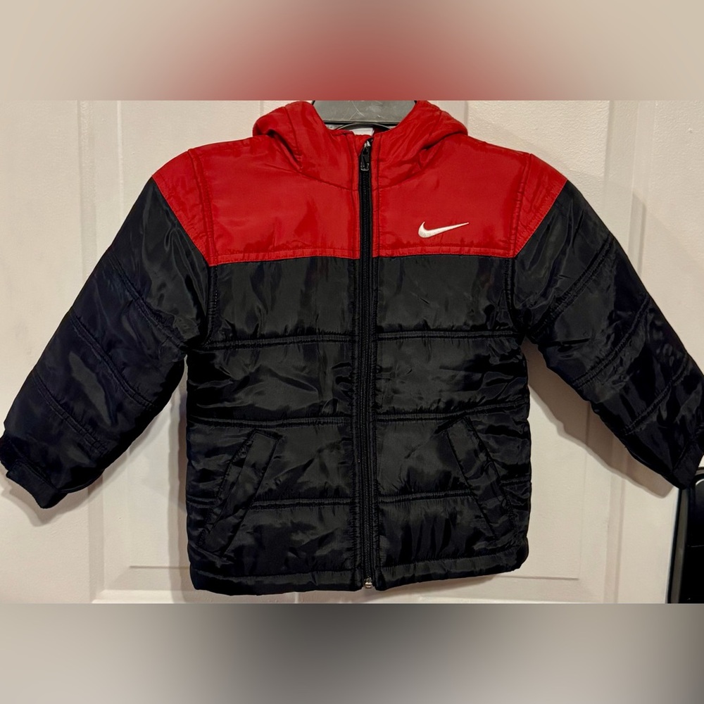 Nike Kids 3T Puffer Jacket in Red and Black